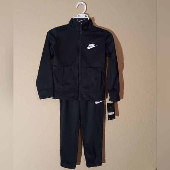 Kids Nike Tracksuit Set – Black Zip-Up Jacket & Joggers - Picture 9 of 11